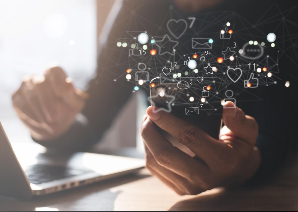 Curso Comunicación Estratégica Digital y Gestión de Redes Sociales - Online