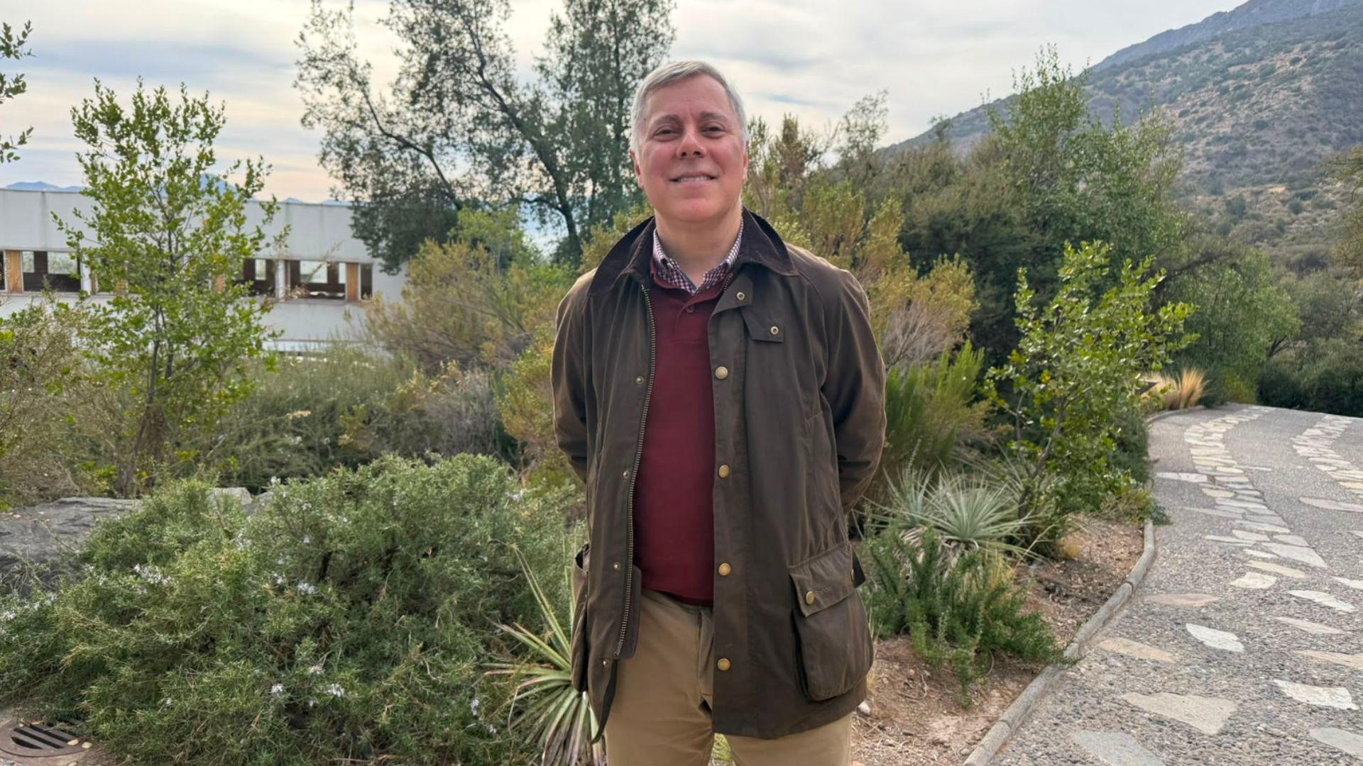 Juan Sebastián Montes asume el decanato de la Escuela de Negocios UAI